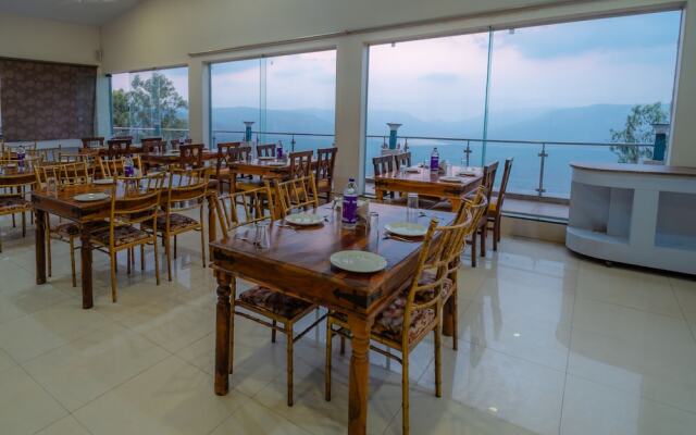 Cloud Mist Resort and Spa