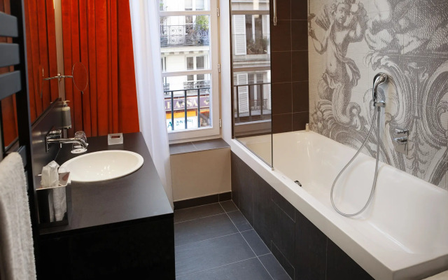Hôtel La Lanterne & Spa By Timhotel