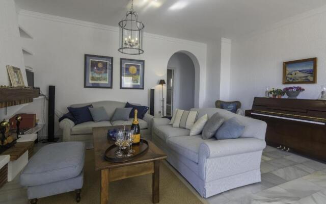 20787 - Spacious Villa