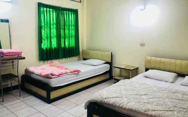 Auangkham hotel Fang