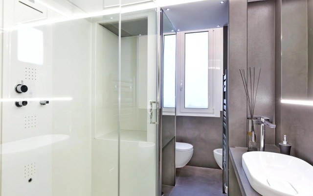 LUX- Spanish Steps 60A Luxury Suite Apartment