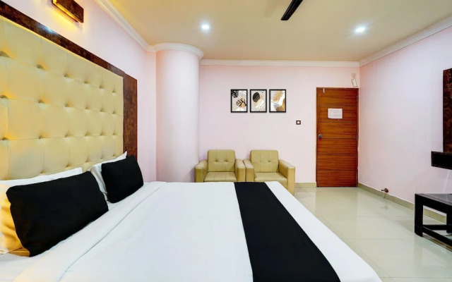 Stylish Stays at MG Road Near Commercial Street