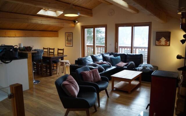 Chalet soFlo -4 FLOCONS OR - 3 Vallées - Saint-Martin-de-Belleville-9personnes-130m2