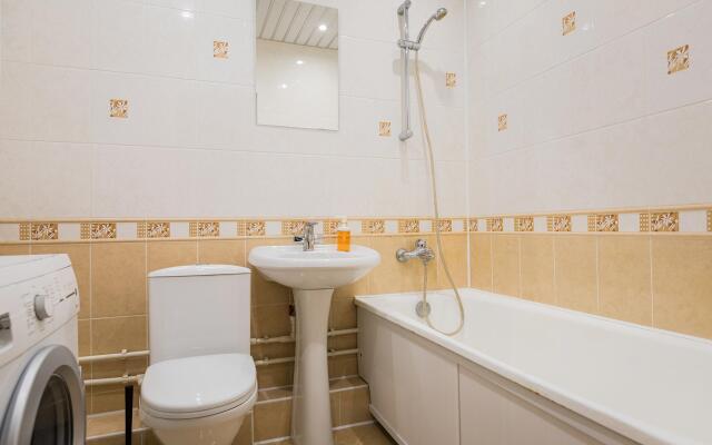 Апартаменты на улице Родионова 165к12