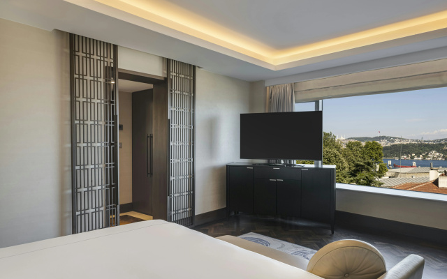 Conrad Istanbul Bosphorus