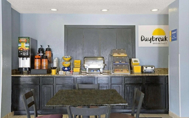 Days Inn Dallas Garland West