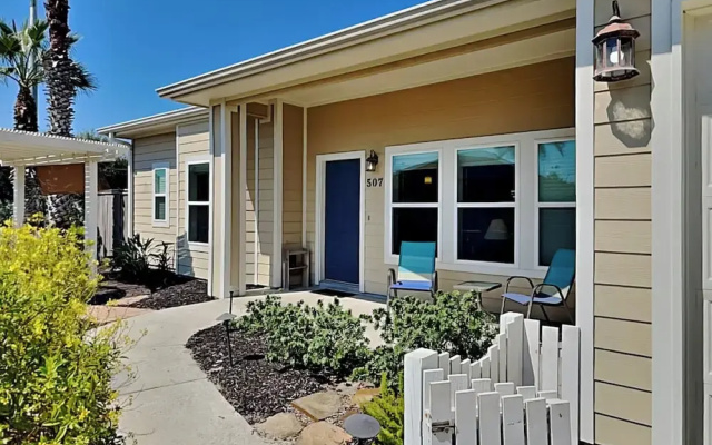 Coastal Cotter by Silver Sands Vacation Rentals