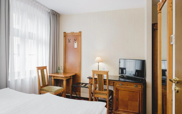 Hotel Solaris