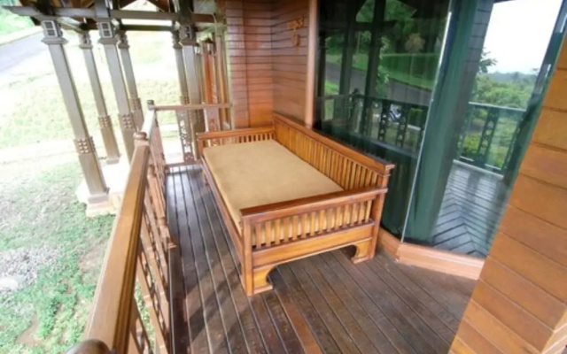 Villa ChavaMinerva Kayu - Ciater