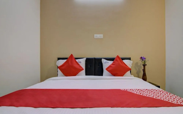 Royal Stay by OYO Rooms