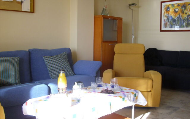 Edifici Llevant i Ponent