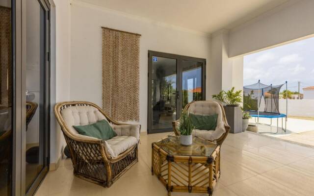 Villa Sophie Privatepool 5 Minutes From the Beach