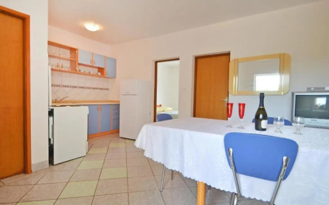 Apartments with a parking space Povljana, Pag - 12169