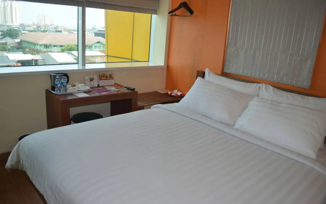 World Hotel