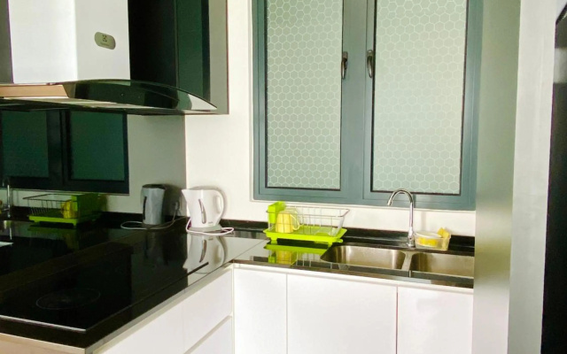 Dream Suite 2 - Landmark Residence 1, High Floor, KLCCview, Nice view, WiFi & TvBox – Kitchen – Kajang