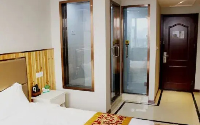 Danyang Donghua Express Hotel