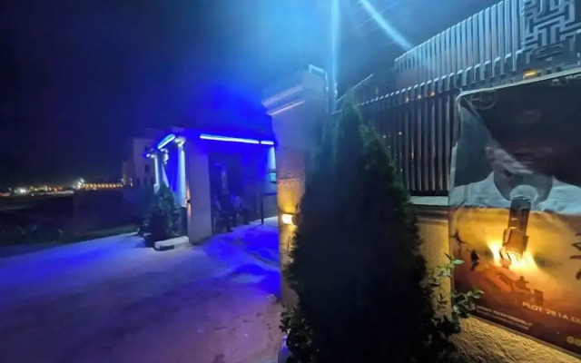 Aj'S Hotel And Suites