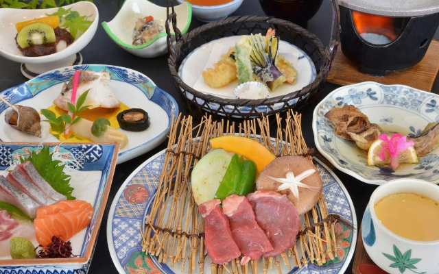 Nakamasu Ryokan – Meal – Takeo