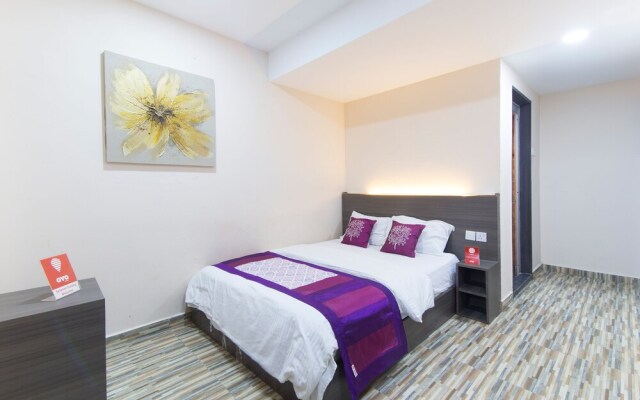 OYO 309 Fast Hotel Idaman