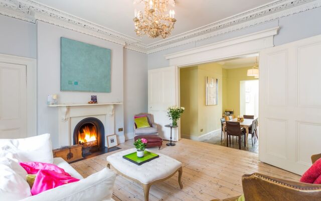 James Joyce Suite - hiphipstay