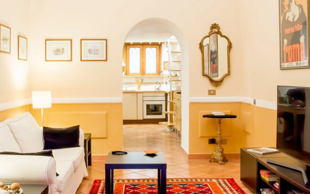 Quiet and Cozy Trastevere Hideaway