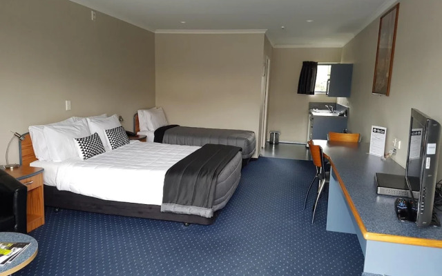 Bay City Motor Lodge