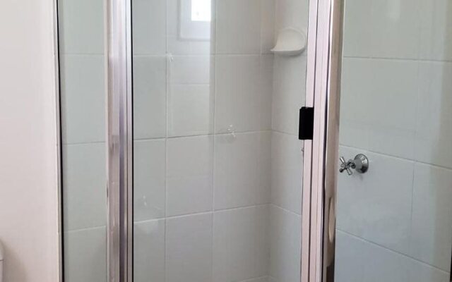 OSheas Windsor Hotel