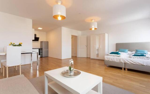 Zwischen Schönbrunn und dem City Center. Apt. 38