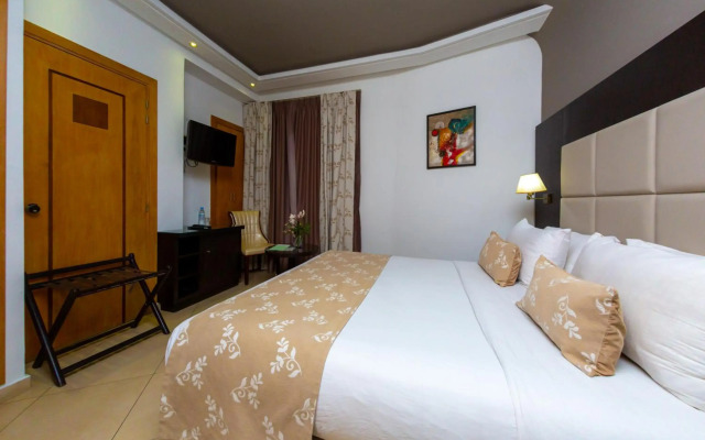 Malak Hotel