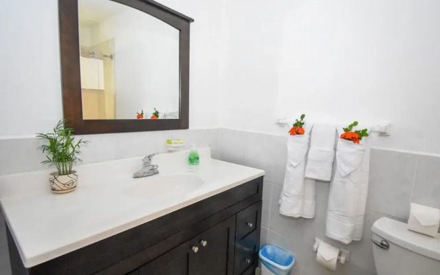 Lord Nelson Hotel & Residences