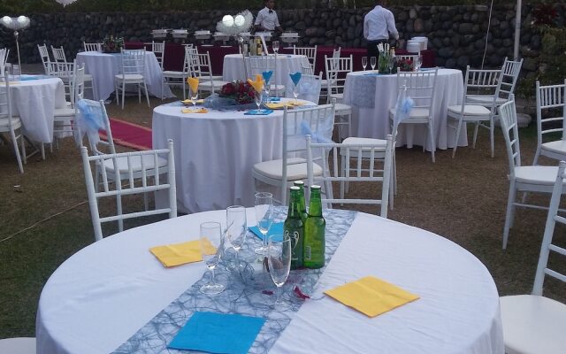 Kanyinya Hills Hotel