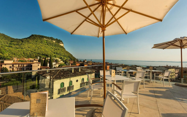 Sky Pool Hotel Sole Garda