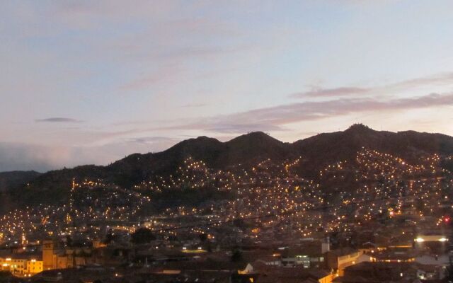 Hitchhikers Cusco Hostel