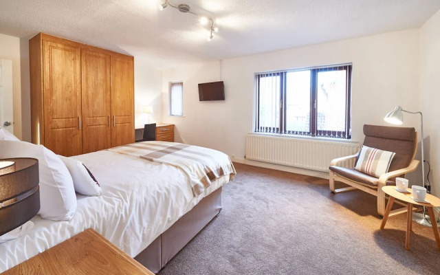 Furzton by ShortstayMK