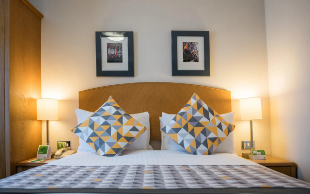 Holiday Inn Manchester West by IHG