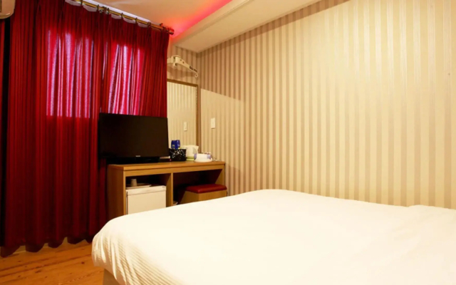 Hotel CJ