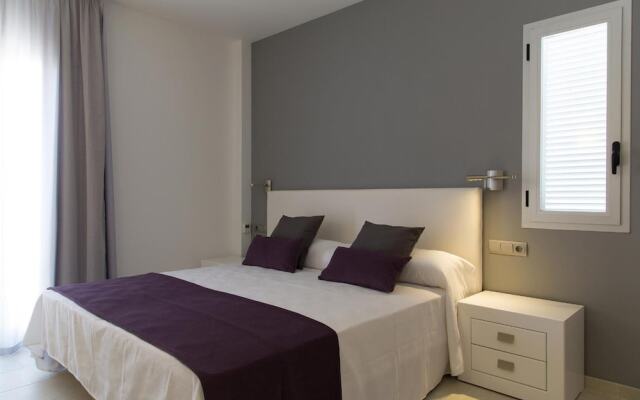 Apartaments Proa Es Pujols - Adults Only