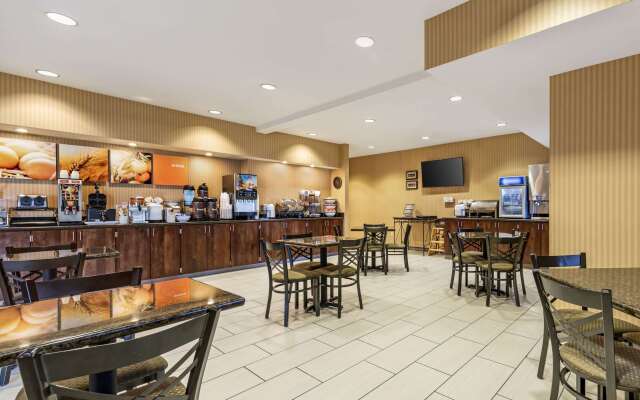 Comfort Inn Albert Lea at Trails Travel Center