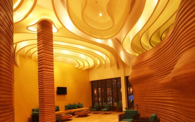 The Golden Crown Hotel & Spa, Colva