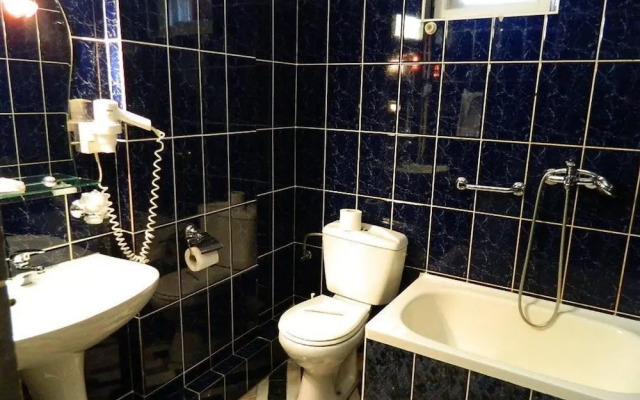 Dalin Hotel