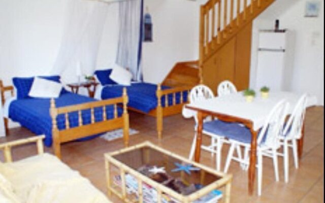 Rangimarie Anaura Bay Beachstay