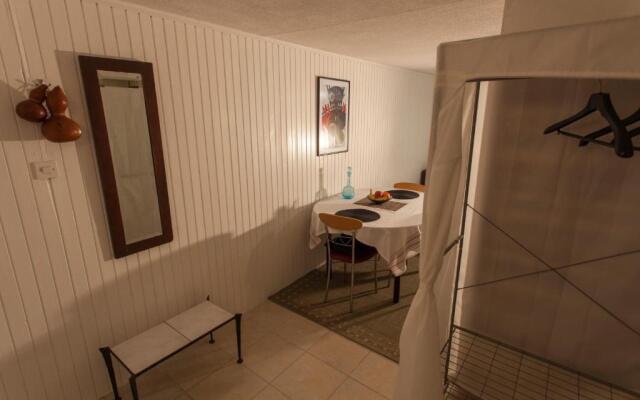 Studio Apartment Nihar