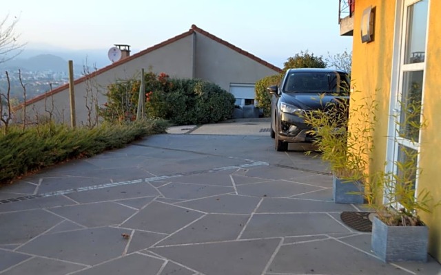 Chambre d'hôtes THE YELLOW CUBE