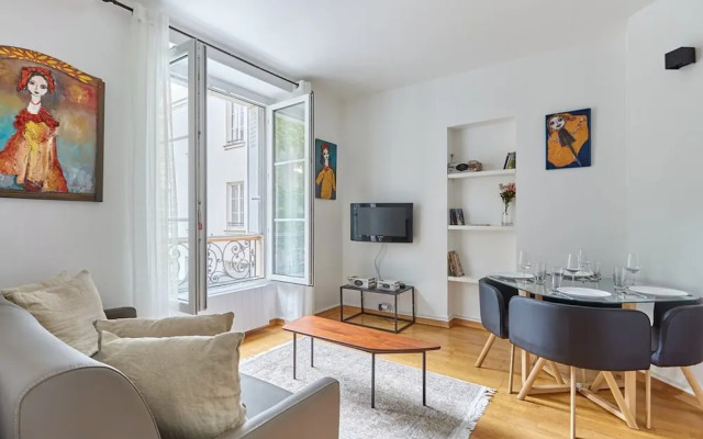 Charming 1 Bedroom Apartment Le Marais