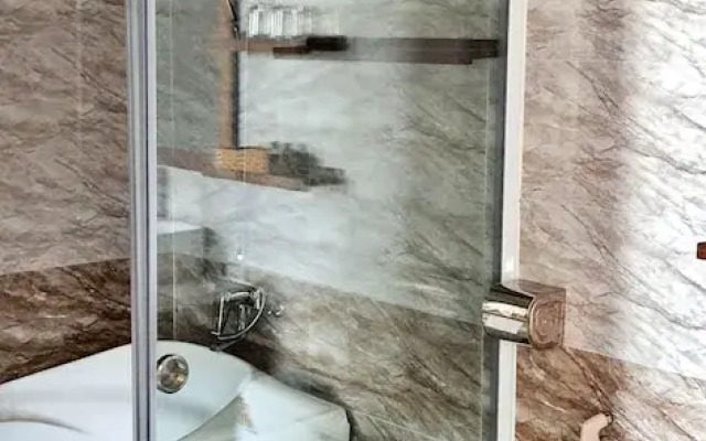 S79 Anh Duc Hotel 2