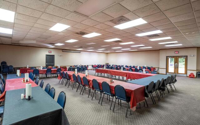 Red Roof Inn Meridian