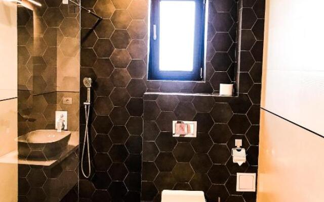 Mamaia Moments Villa