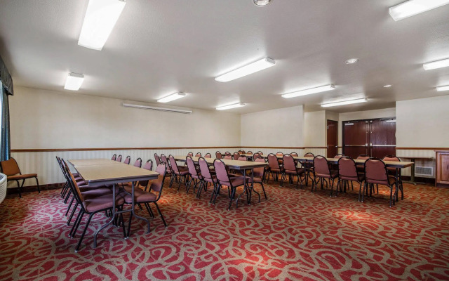 Comfort Suites at Par 4 Resort