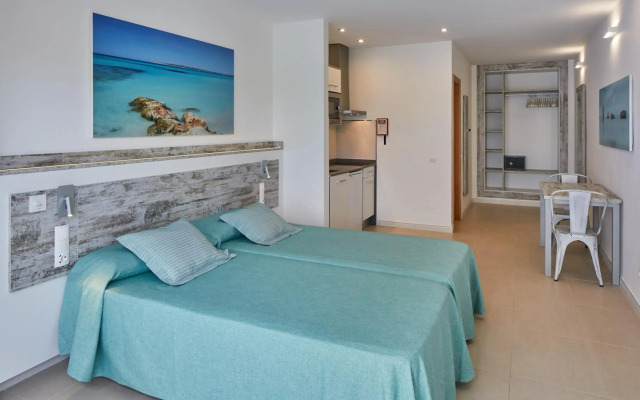 Playa Bella Beach Apartments