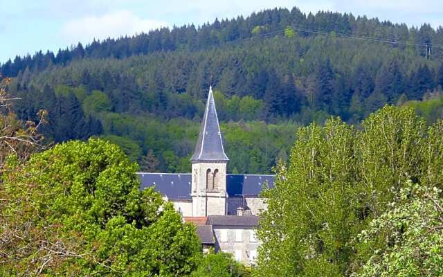 Chambres DHôtes LHirondelle du Lac